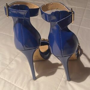 Scene brand strappy 3.5” blue heel.  Size 5.5   worn once